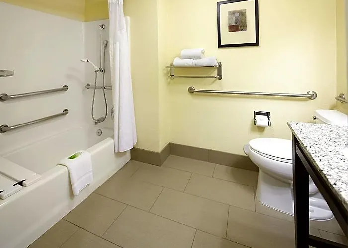 Home2 By Hilton Old Town 3*