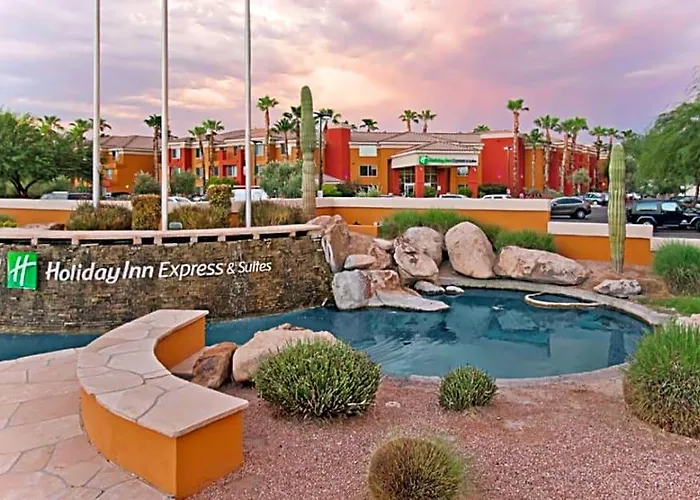 Home2 By Hilton Old Town Resort Scottsdale